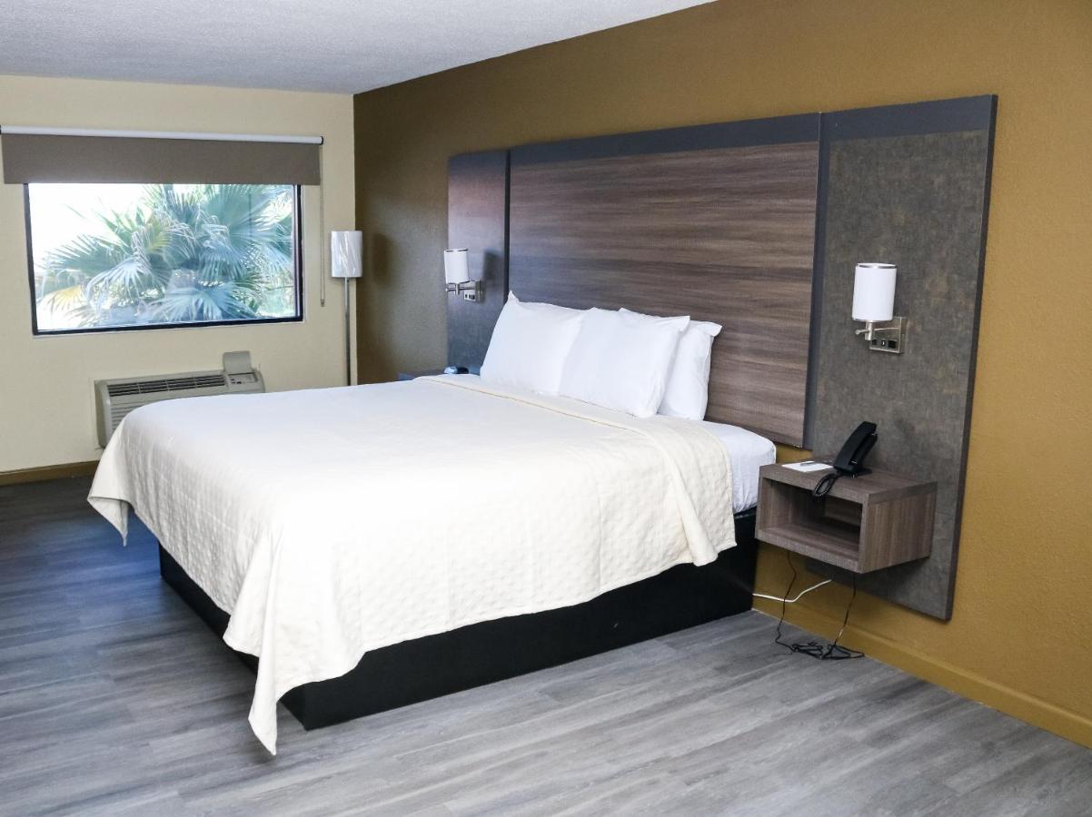 Rodeway Inn 피닉스시티 외부 사진